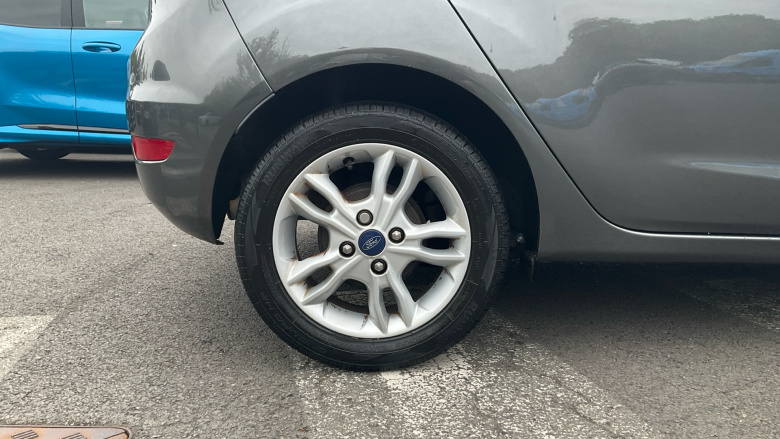 Ford Fiesta 1.0 EcoBoost Zetec 5dr Petrol Hatchback